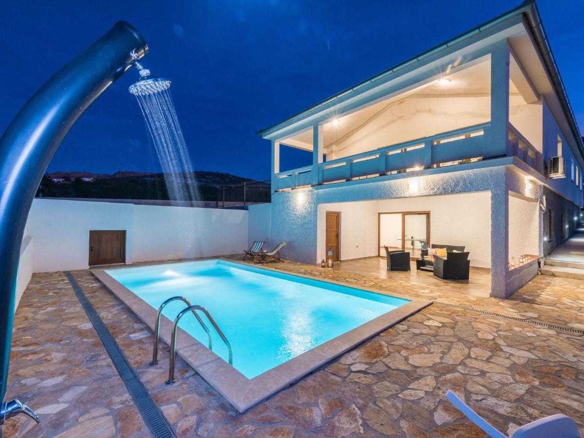 Holiday Home Velebit By Interhome Rovanjska Εξωτερικό φωτογραφία