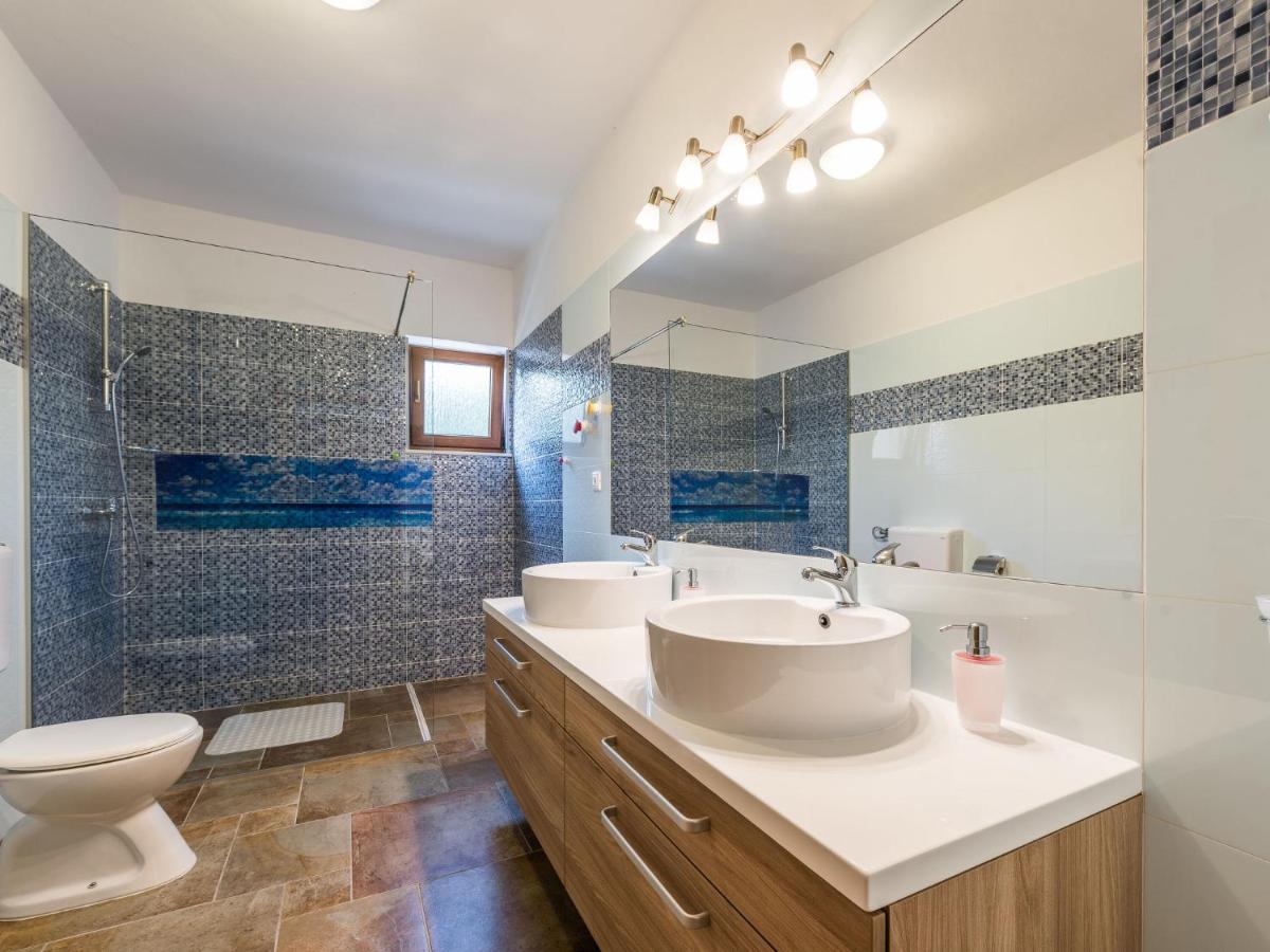 Holiday Home Velebit By Interhome Rovanjska Εξωτερικό φωτογραφία