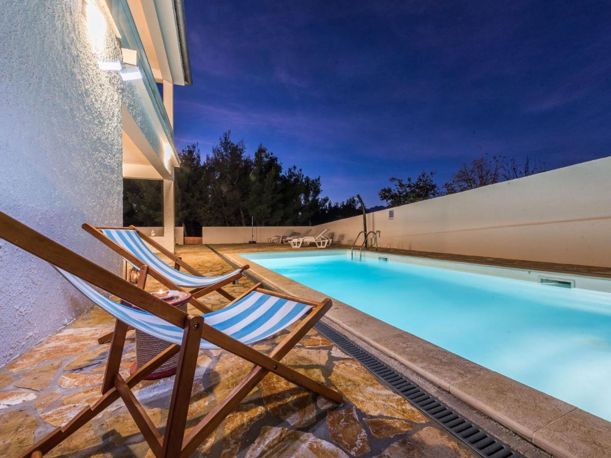 Holiday Home Velebit By Interhome Rovanjska Εξωτερικό φωτογραφία